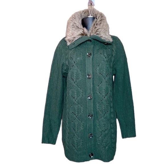 Maurices | NEW Green Long Cardigan Sweater Faux Fur Collar M - Picture 1 of 5